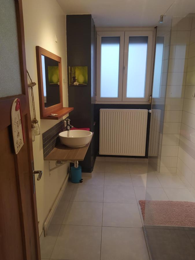 Chey Mybam, Agreable Maison Au Centre De Selestat Vila Exterior foto